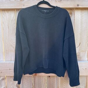 Quince Women's Black Crew Neck Sweater